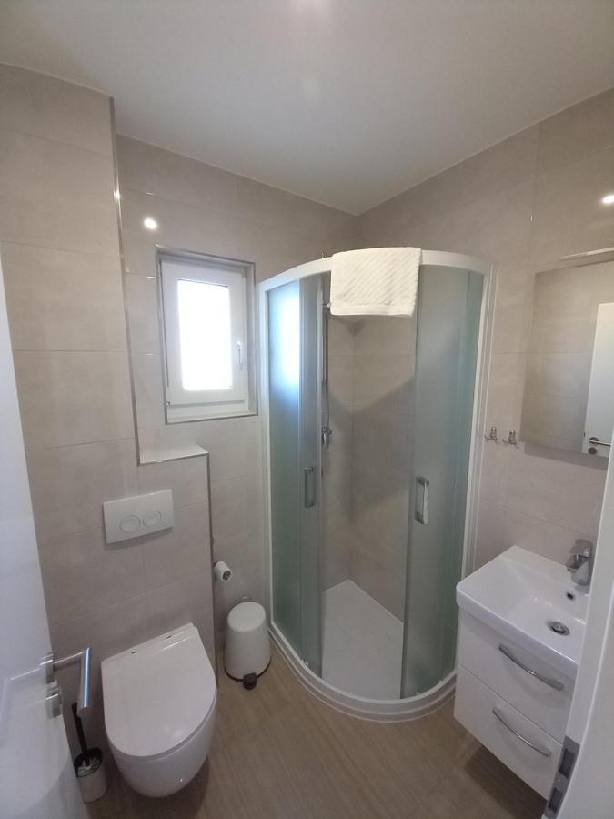 Apartmani Tropical Vodice Ngoại thất bức ảnh