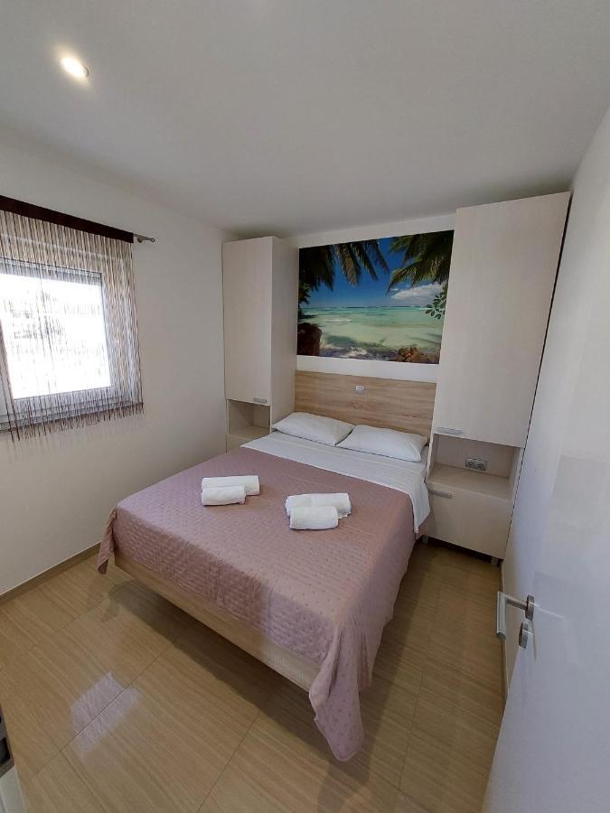 Apartmani Tropical Vodice Ngoại thất bức ảnh