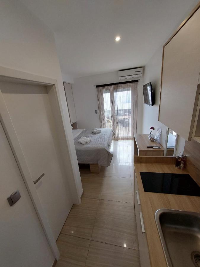 Apartmani Tropical Vodice Ngoại thất bức ảnh
