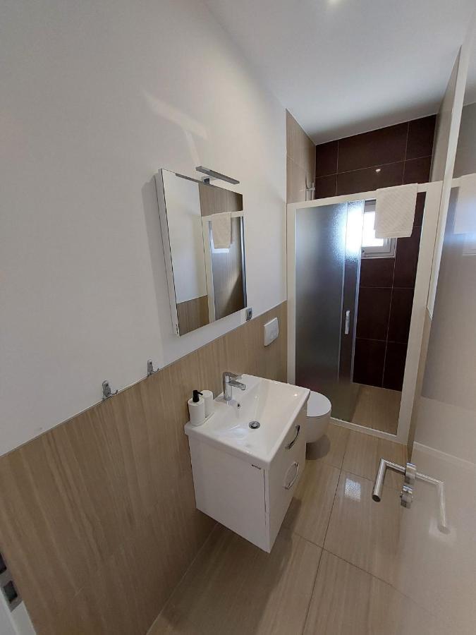 Apartmani Tropical Vodice Ngoại thất bức ảnh