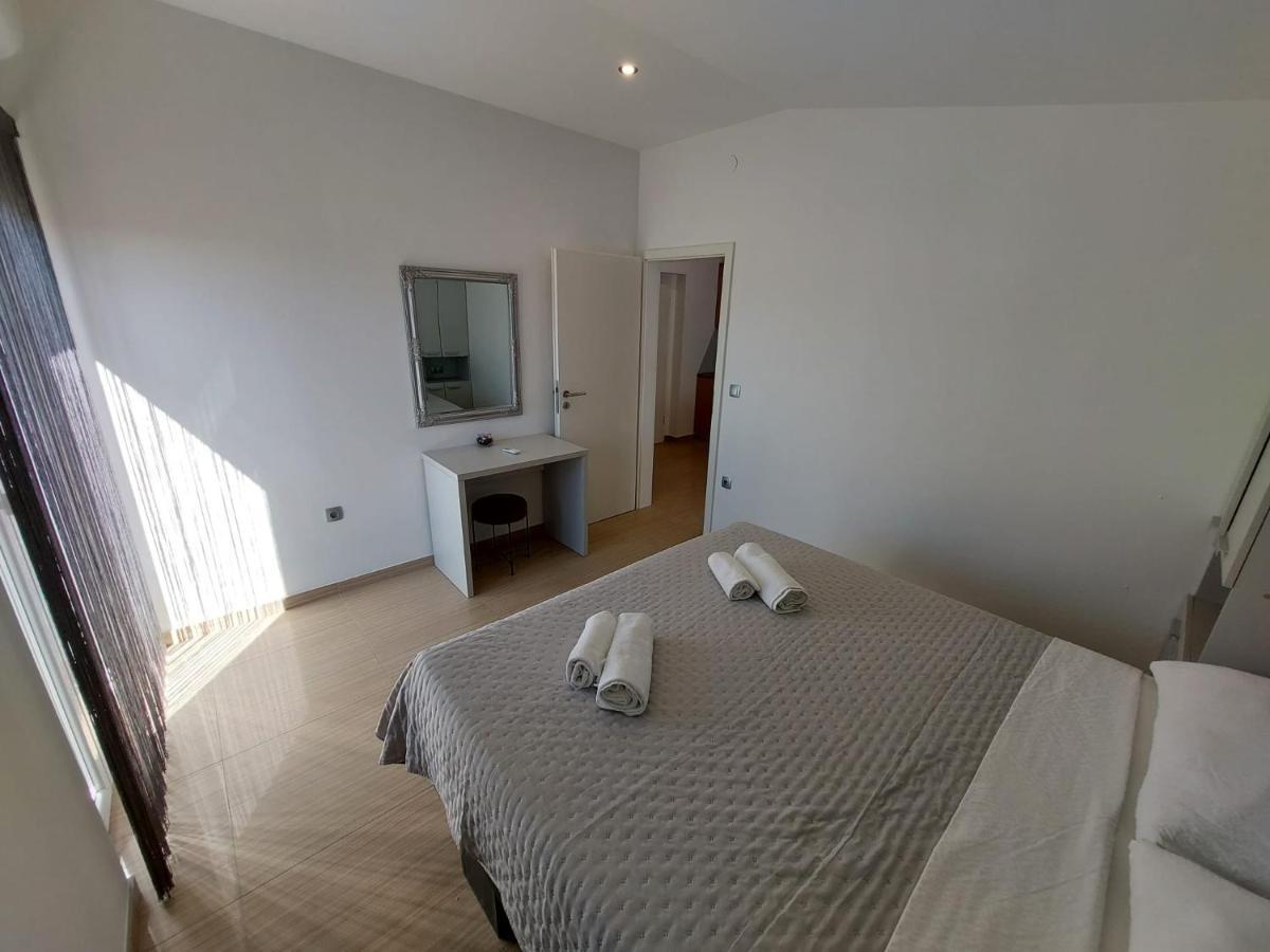 Apartmani Tropical Vodice Ngoại thất bức ảnh